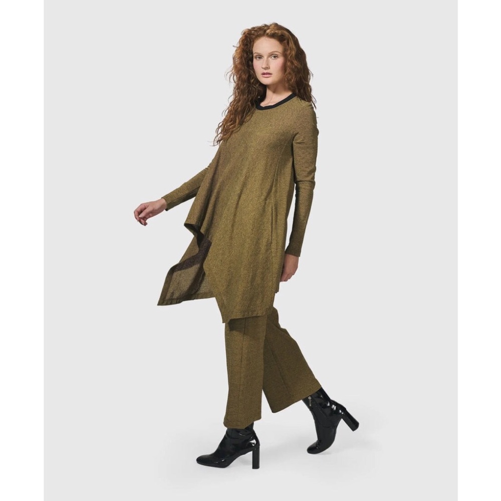 Alembika Essential Swing Tunic Top Honey